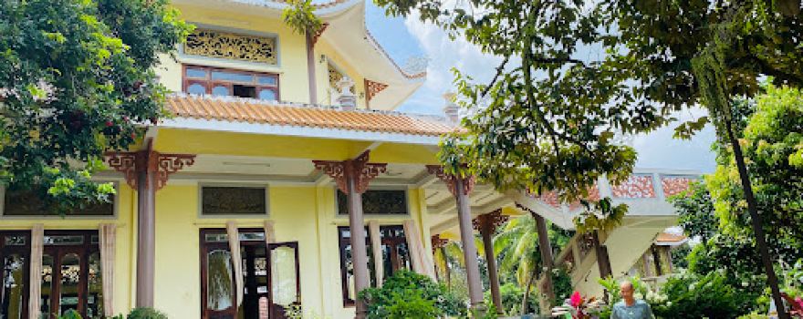 TỊNH XÁ NGỌC HƯƠNG (PHẬT GIÁO KHẤT SĨ)