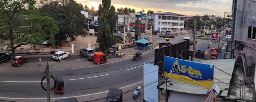 Wariyapola Clock Tower