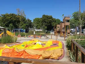 Camping Les Voiles d'Anjou Yelloh! Town