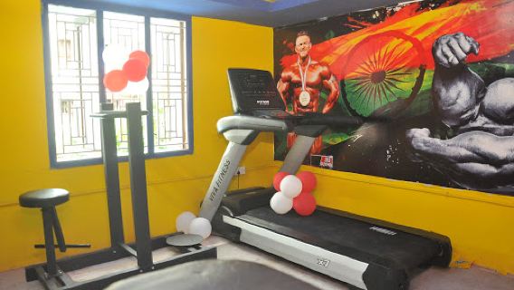 6-Pack Factory Queen Fit Gym