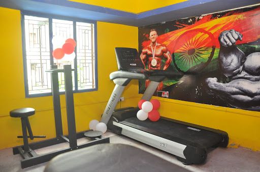 6-Pack Factory Queen Fit Gym