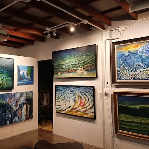 Aree Phuket Art Gallery