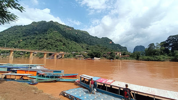 Nong Khiaw Boat Office