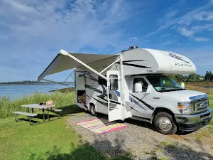 Seaview Campground & Cottages