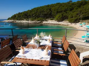 Veli Žal Restaurant & Caffe Bar