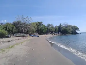 Pantai Batu Gong