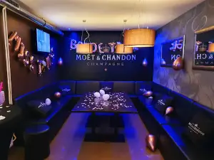 MANGO Club & Lounge Caffe