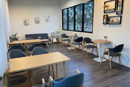 Cozy Day Cafe and More