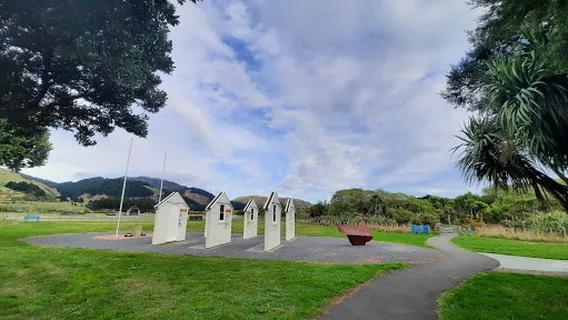 US Marine Corps Memorial, Camp Russell
