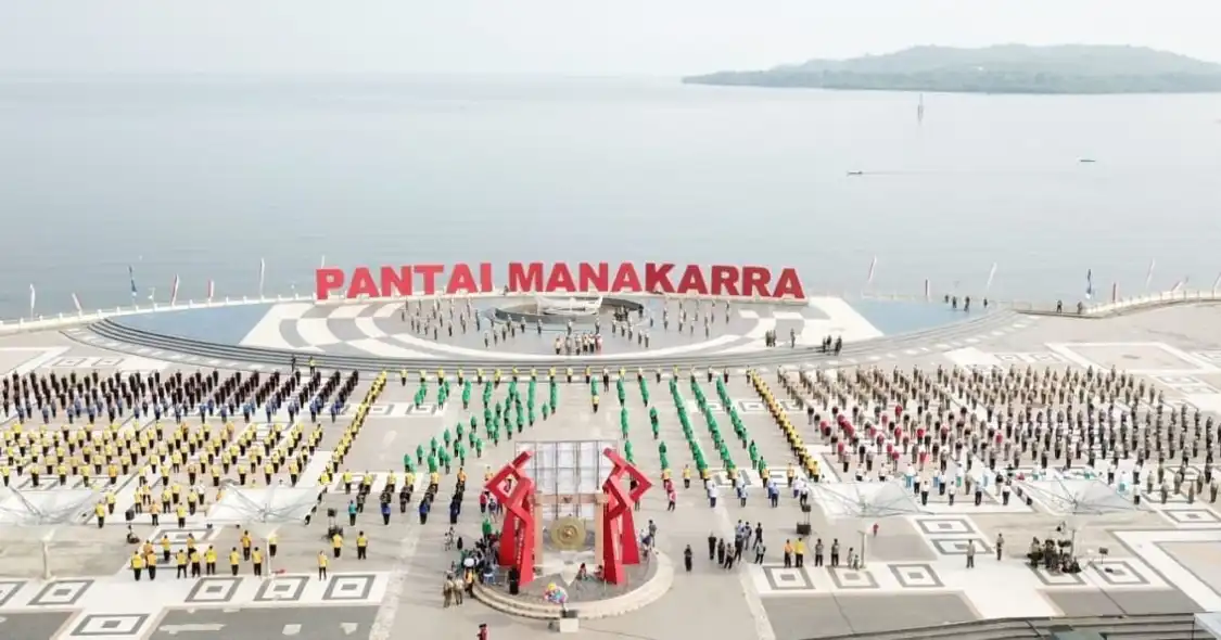 Hotel dekat Anjungan Pantai Manakarra