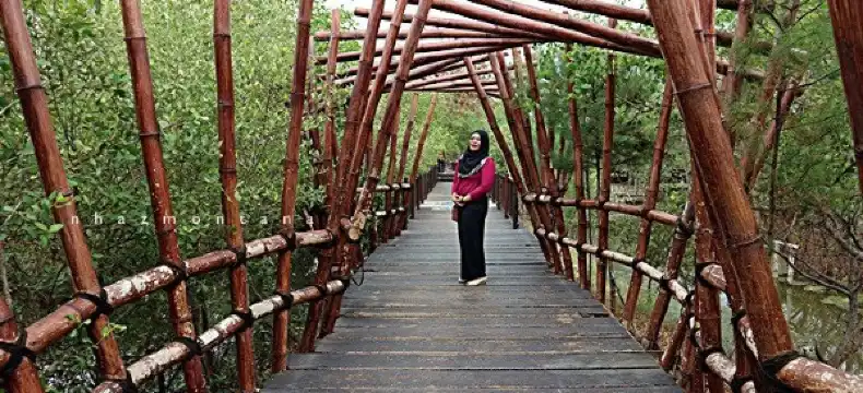 Hotels in Rungkut Kidul