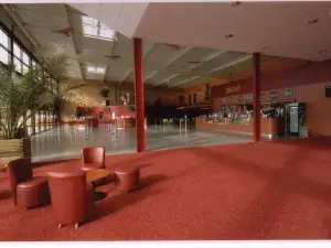 Cine Land