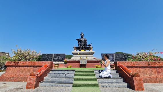 King Ramkhamhaeng Monument