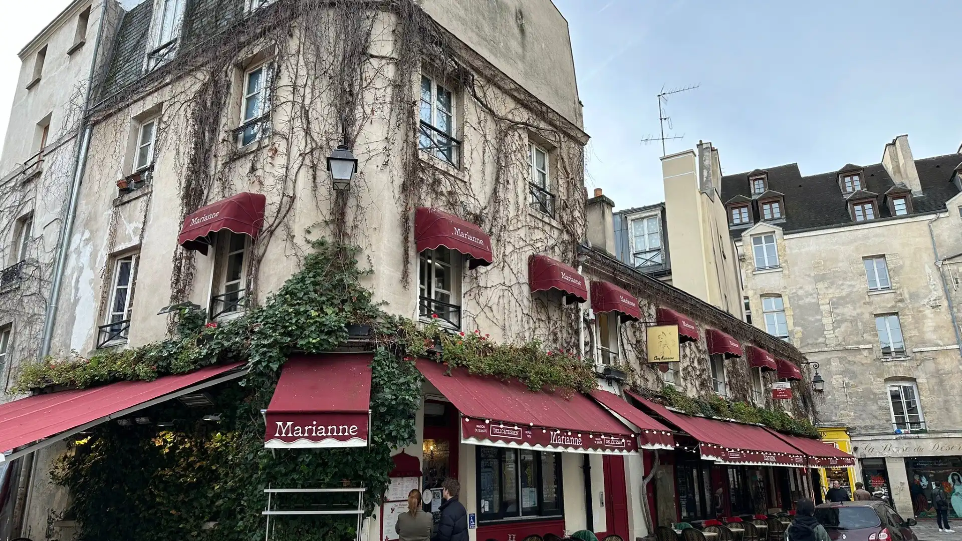 Hotels near Jewish quarter