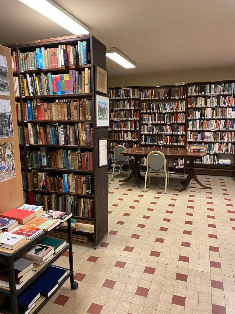 Hotels in der Nähe von English Library Nice