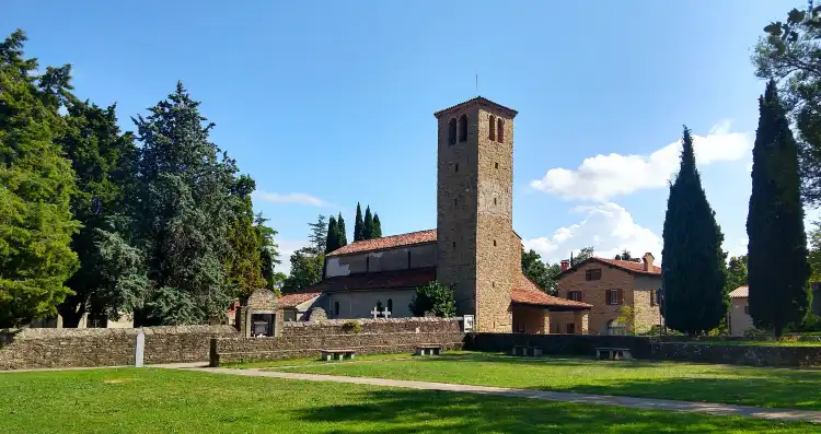 Hotels near Chiesa Santa Maria Assunta