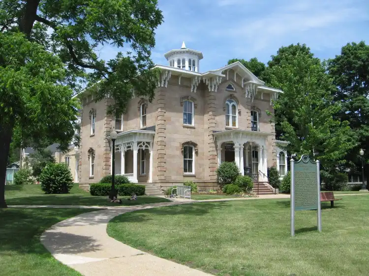 Hotels near Ionia Free Fair and Ionia Fairgrounds