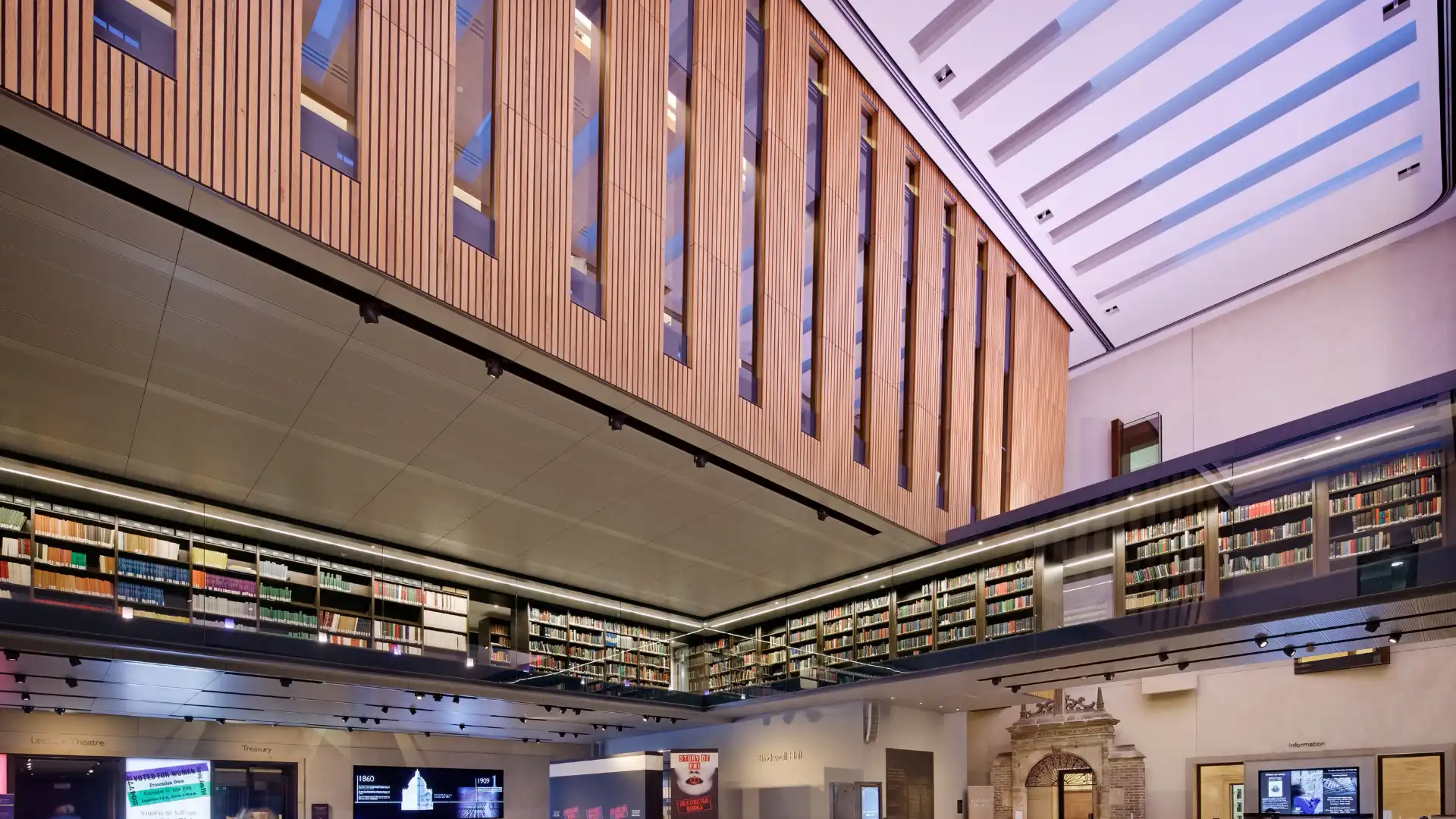 Hotels near Weston Library