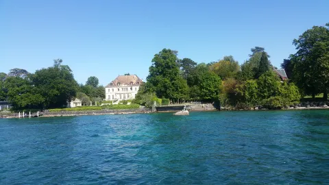 Коллонж-Бельрив travel destination