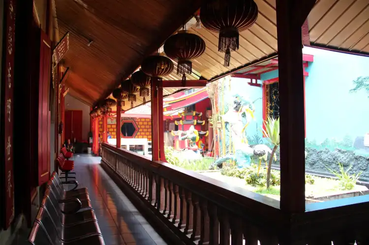 Hotel dekat Masjid Ibnu Sina