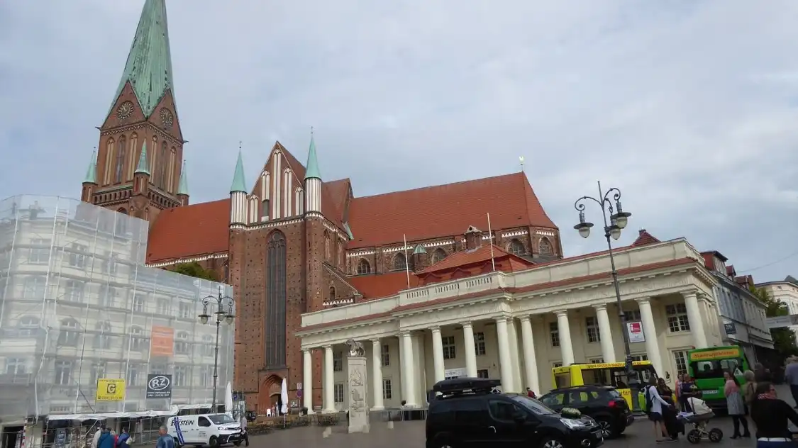 Hotel in zona Lowendenkmal