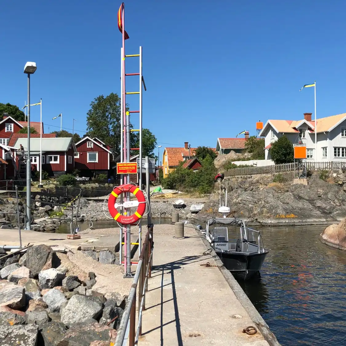 Hotels near Landsorts fyr