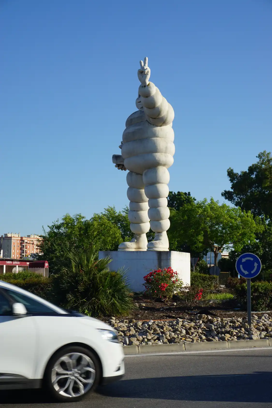 Hotels near Michelin Bibendum Statue