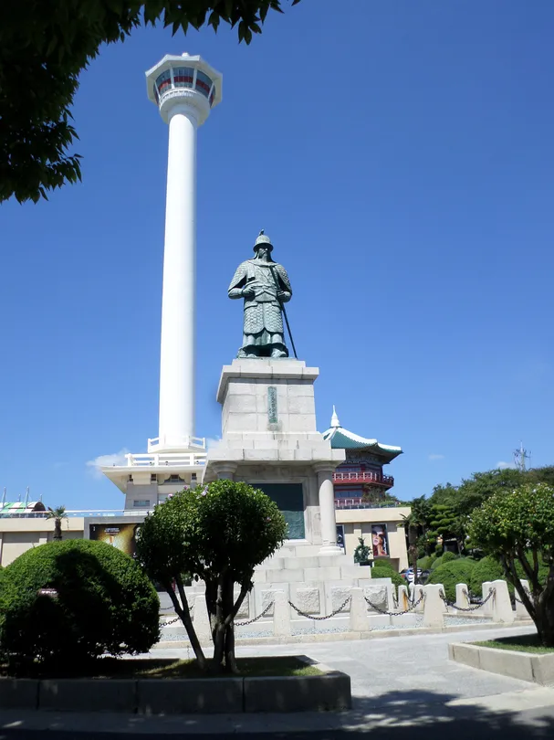 4_忠武古拉雕像