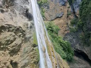 Catandayagan Falls