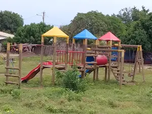6 De Abril Park
