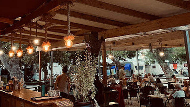 AKRATA BEACH CAMPING