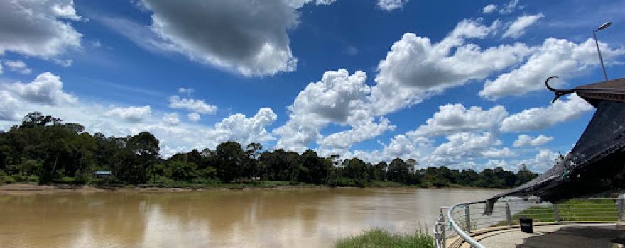 Long Lama Riverfront
