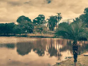 Lago Municipal, parque balneário Joubert A. Rocha