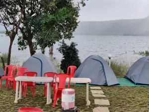 PavnalakecampGA2,