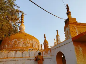 Shree mahaligaraya temple Huljanti