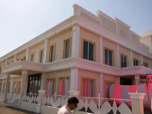 JAISWAL LAWNS