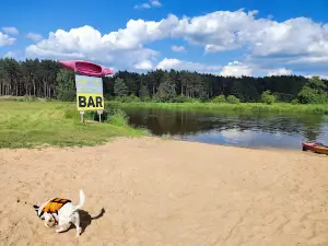 Przystań Pilica Kajaki Bar Plaża Pole Namiotowo Kamperow Spływy kajakowe Pilica Czarna Luciąża