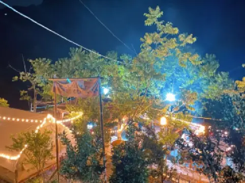 塘三菜·純野露營咖