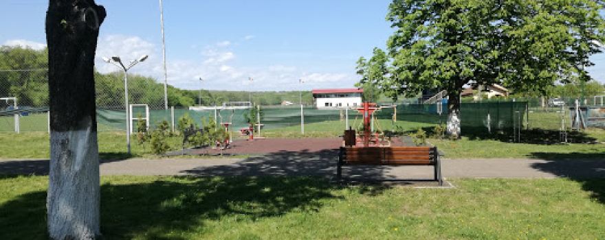 Chestnut Park Păulești