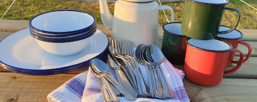 Luxury glamping and camping at Three corners meadow farm
