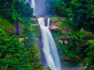Air Terjun Tengkulese
