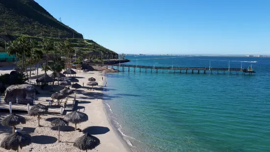 Playa El Coromuel