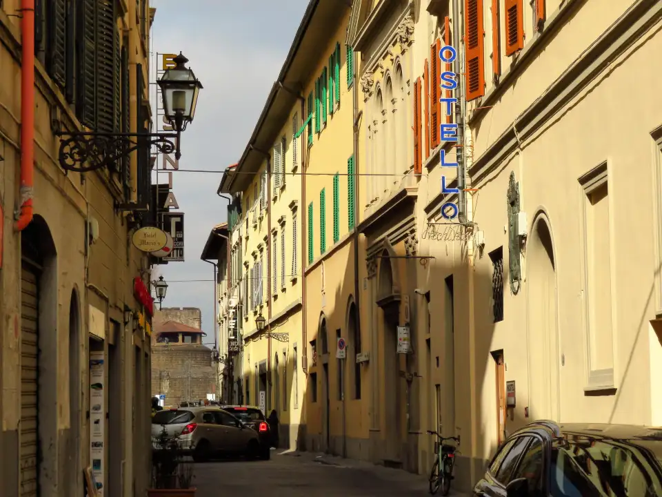 2_Via Faenza