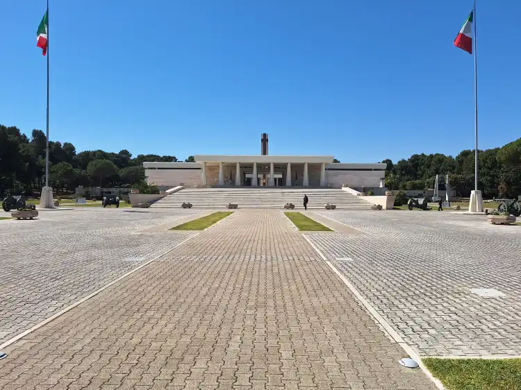 Hotels near Sacrario Militare dei Caduti d'Oltremare