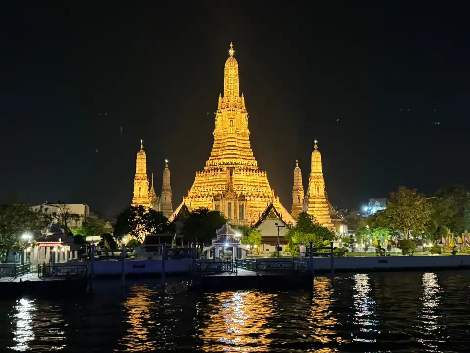 2_ไวท์ ออร์คิด ริเวอร์ ครูซส์