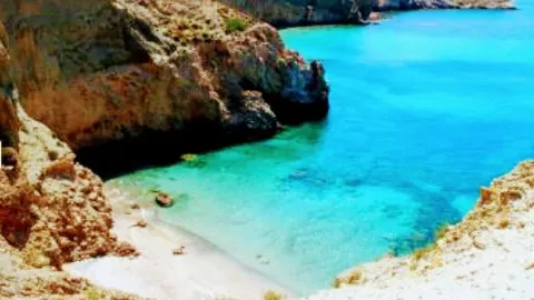 ミロス島 travel destination