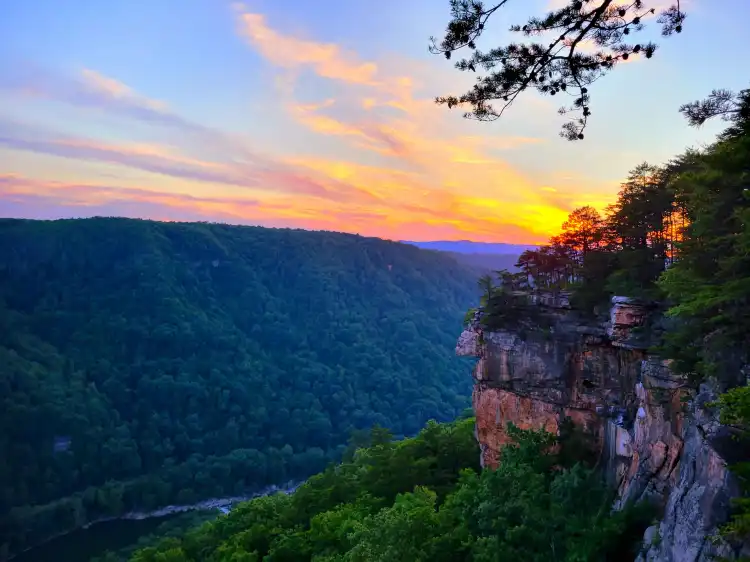 Hotels in Fayette County