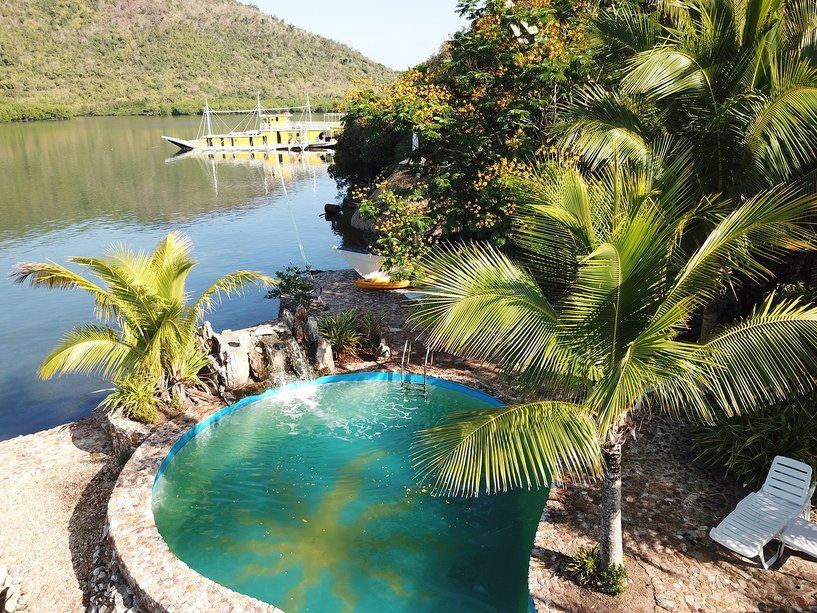 Gunter's Dive Center (former D'Divers at D'Pearl Bay Busuanga)