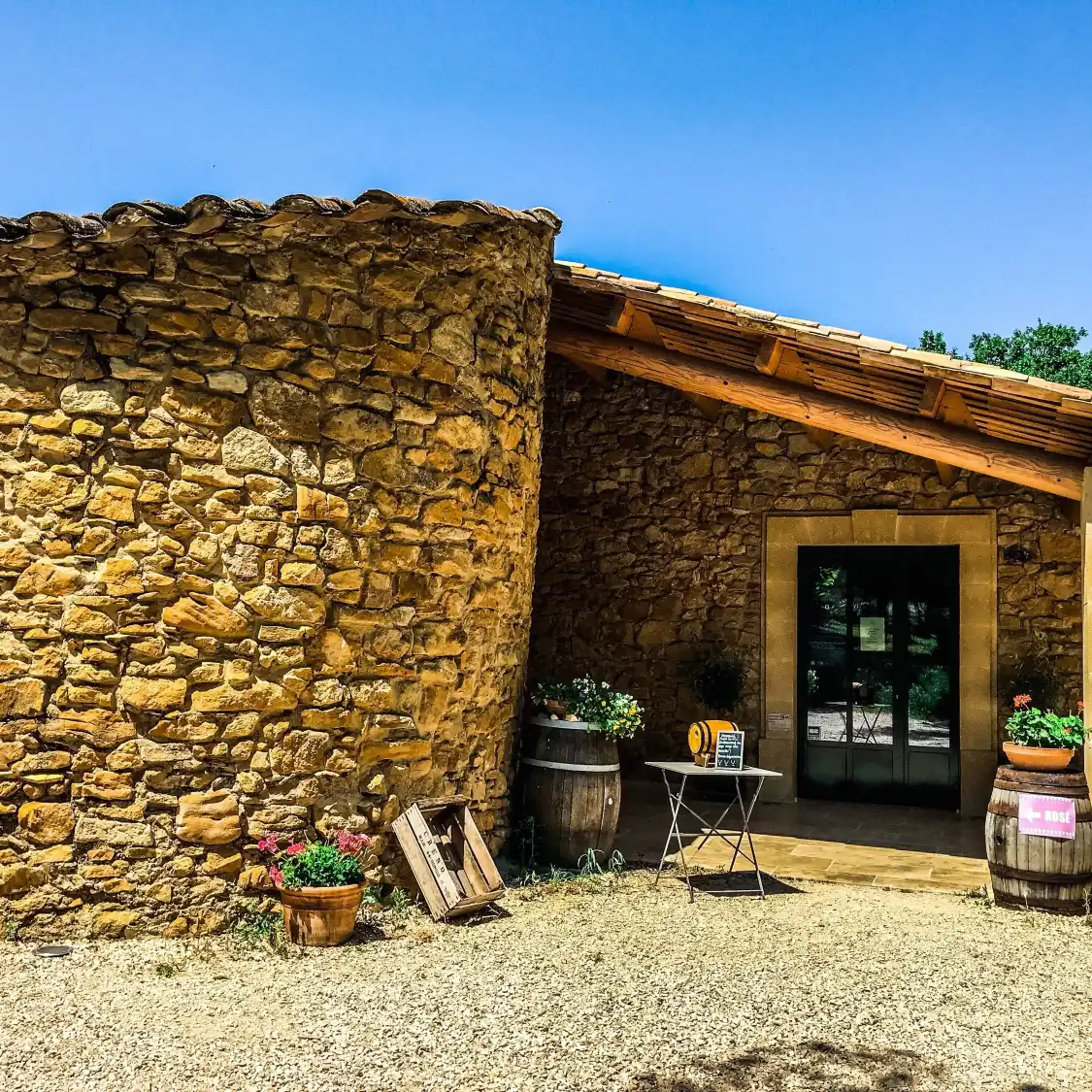 Отели рядом с достопримечательностью «Domaine de la Palud»