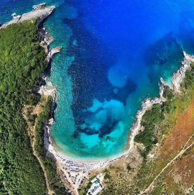 Hotels near Monastery Beach